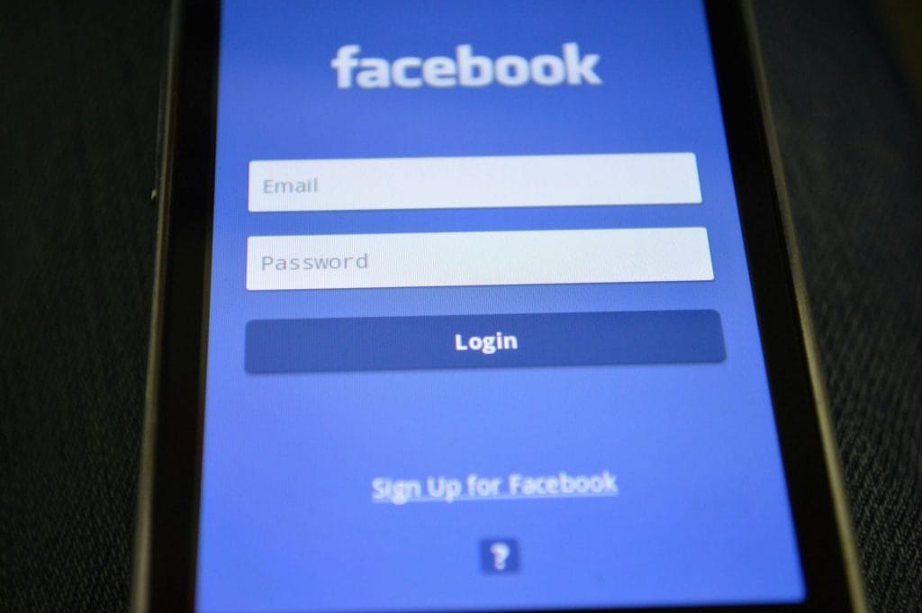 8 Best Video Hosting Platforms for Dentists & Why Facebook video hosting platform
